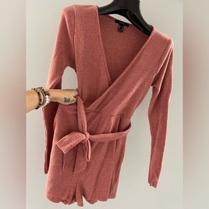 Long sleeve knitted romper/one piece woman’s medium forever 21